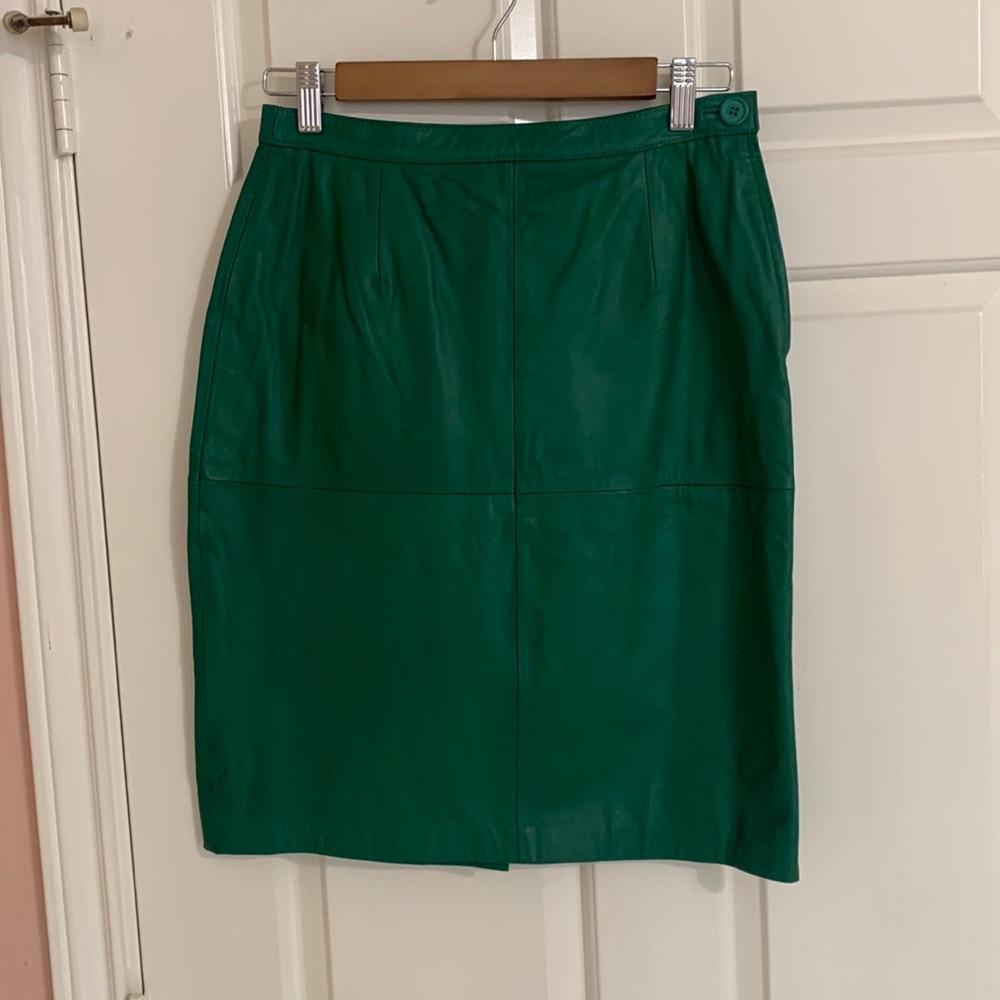 Avon Fashions Vintage Leather Skirt Emerald Green 9/10 (modern 6 measurements)
